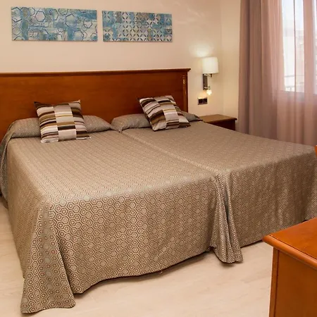 Ecuador Park Apartment *