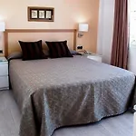 Ecuador Park Апартаменти