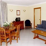 Ecuador Park Апартаменти Торремолінос