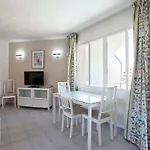 إكوادور بارك *