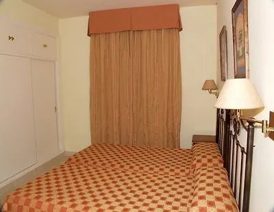 Ecuador Park Apartment *